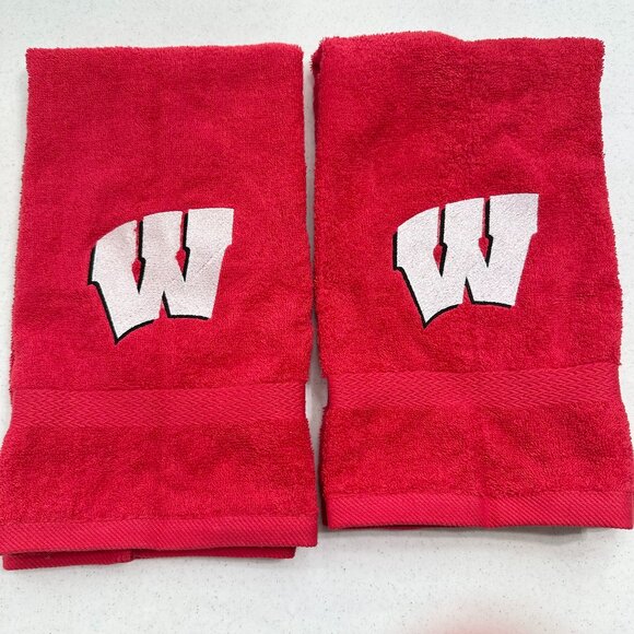 Wisconsin Badgers Towels Embroidered Hand Towel Set Red Black Bathroom Decor - Picture 3 of 3